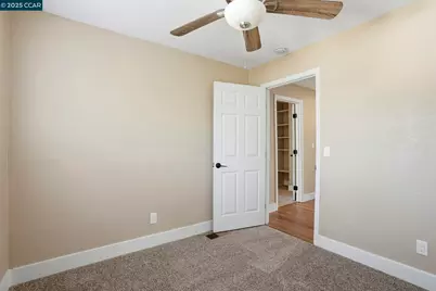 2555 Orange St, Martinez, CA 94553 - Photo 15