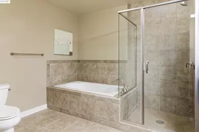 222 Broadway #1204, Oakland, CA 94607 - Photo 27