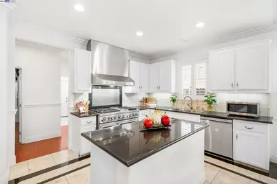 1531 Riverview Ave, Tracy, CA 95377 - Photo 15