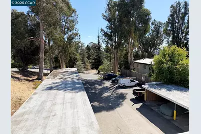 944 Walpert St, Hayward, CA 94541 - Photo 27