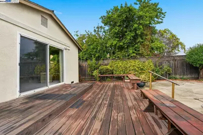 15596 Tilden St, San Leandro, CA 94579 - Photo 29
