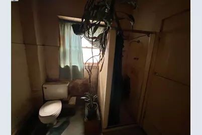 2134 23rd, Oakland, CA 94606 - Photo 25