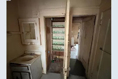 2134 23rd, Oakland, CA 94606 - Photo 19