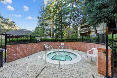 505 Cypress Point Drive #137, Mountain View, CA 94043 - Photo 39