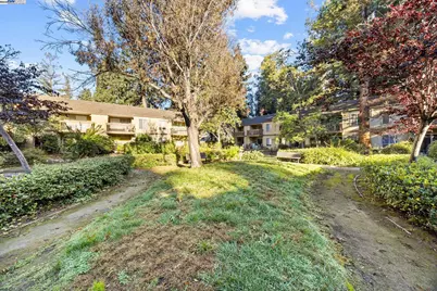 505 Cypress Point Drive #137, Mountain View, CA 94043 - Photo 33