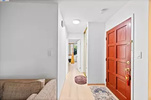 505 Cypress Point Dr, Mountain View, CA 94043 - Photo 3