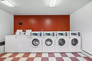 505 Cypress Point Dr, Mountain View, CA 94043 - Photo 41