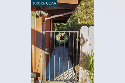 362 Summit Ct, Pinole, CA 94564 - Photo 3