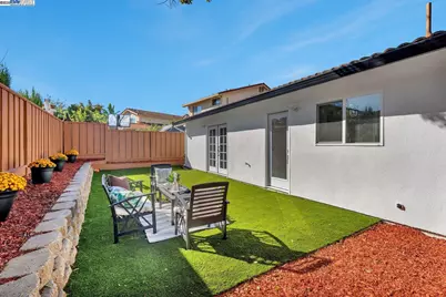 2834 White Acres Dr, San Jose, CA 95148 - Photo 35