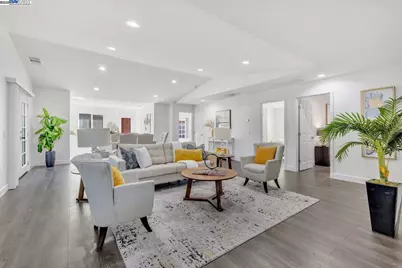 2834 White Acres Dr, San Jose, CA 95148 - Photo 11