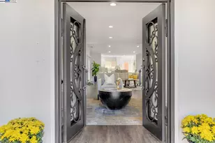 2834 White Acres Dr, San Jose, CA 95148 - Photo 5