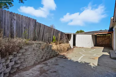 1207 1/2 Warren Ave, Vallejo, CA 94591 - Photo 25