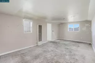 1207 1/2 Warren Ave, Vallejo, CA 94591 - Photo 17