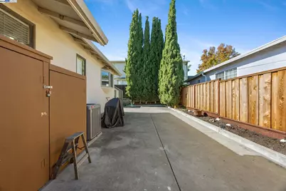 19695 Bernal St, Castro Valley, CA 94546 - Photo 29