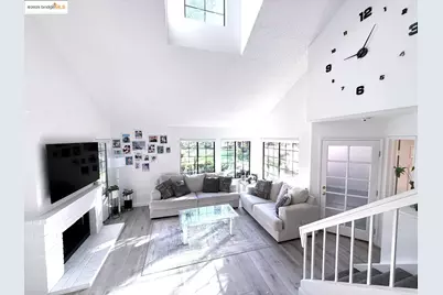 2561 Yerba Bank Ct #0, San Jose, CA 95121 - Photo 3