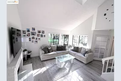 2561 Yerba Bank Ct #0, San Jose, CA 95121 - Photo 5