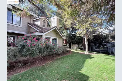 2561 Yerba Bank Ct #0, San Jose, CA 95121 - Photo 43