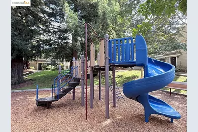 2561 Yerba Bank Ct #0, San Jose, CA 95121 - Photo 47