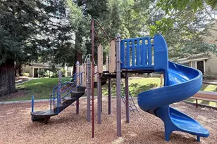 2561 Yerba Bank Ct, San Jose, CA 95121 - Photo 47