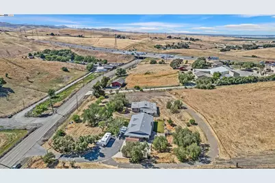 16881 Midway Rd, Tracy, CA 95377 - Photo 47