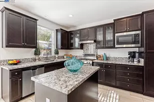 2105 Malbec Cmn, Livermore, CA 94550 - Photo 9