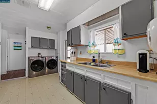 137 Valencia Dr, Fairfield, CA 94533 - Photo 11