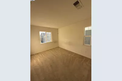 2746 Gracie Pl, Fairfield, CA 94533 - Photo 17