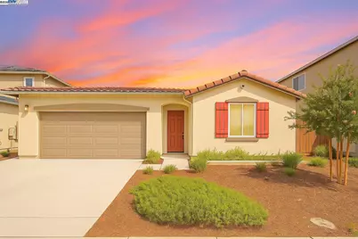 407 Sacramento St, Lathrop, CA 95330 - Photo 1