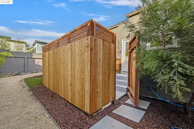 1515B Derby Street, Berkeley, CA 94703 - Photo 3