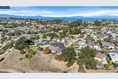 2543 Francis Dr, Pinole, CA 94564 - Photo 31