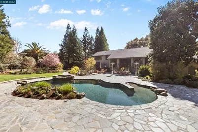 350 Pine Creek Rd, Walnut Creek, CA 94598 - Photo 37