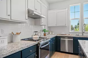 37721 Bay Crest Rd, Newark, CA 94560 - Photo 13