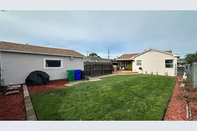 1470 171st Ave, Ashland, CA 94541 - Photo 13