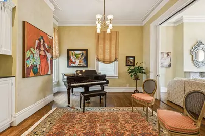 2070 Bush St, San Francisco, CA 94115 - Photo 27