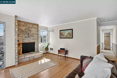 1601 Broadway #9, Alameda, CA 94501 - Photo 7