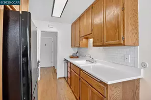 1601 Broadway, Alameda, CA 94501 - Photo 11