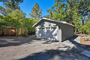 1016 Stone Valley Rd, Alamo, CA 94507 - Photo 37