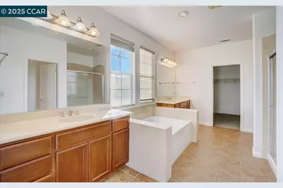 5660 Vista Drive, Richmond, CA 94806 - Photo 7