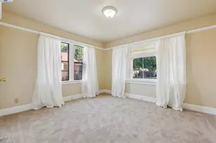 1351 Peach Ct, San Jose, CA 95116 - Photo 27