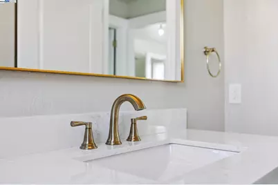 1351 Peach Ct, San Jose, CA 95116 - Photo 25