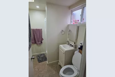 9821 E St, Oakland, CA 94503 - Photo 21