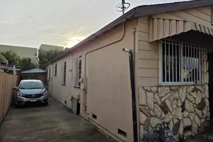 9821 E St, Oakland, CA 94503 - Photo 3