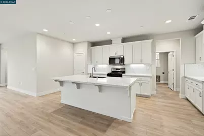 5609 Majestic Oak Way, Antioch, CA 94531 - Photo 3