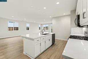 5609 Majestic Oak Way, Antioch, CA 94531 - Photo 9