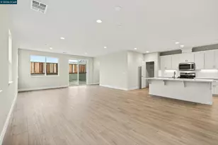 5609 Majestic Oak Way, Antioch, CA 94531 - Photo 11