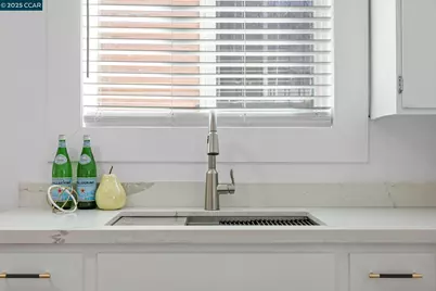 1535 38th Ave, Oakland, CA 94601 - Photo 9