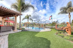 1310 Hampton Ct, Discovery Bay, CA 94505 - Photo 37