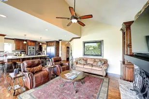 1310 Hampton Ct, Discovery Bay, CA 94505 - Photo 17