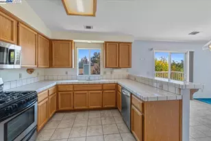 3944 Oak Grove Dr, Oakley, CA 94561 - Photo 11