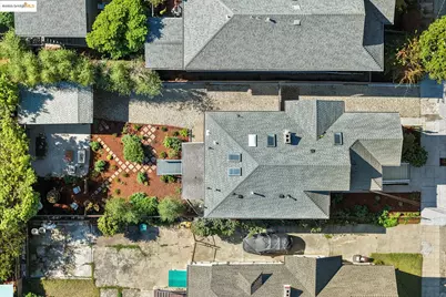 1023 54th St, Oakland, CA 94608 - Photo 57